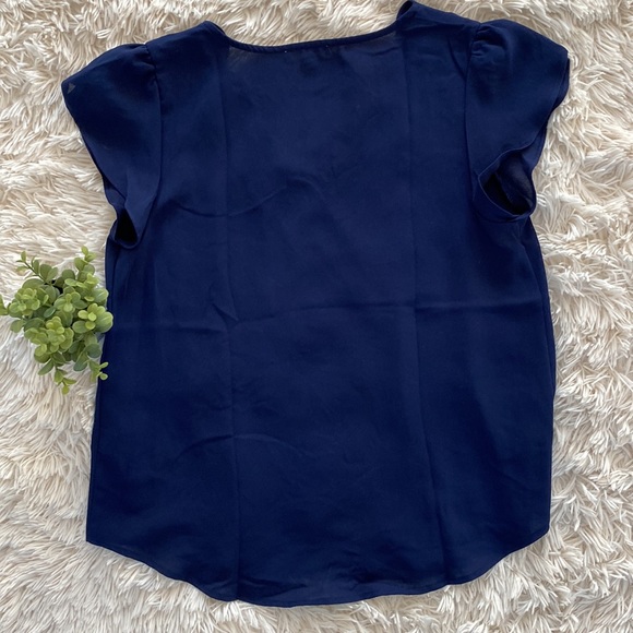 Mine Tulip SS Sleeve Blouse ๐ Navy - Picture 4 of 11